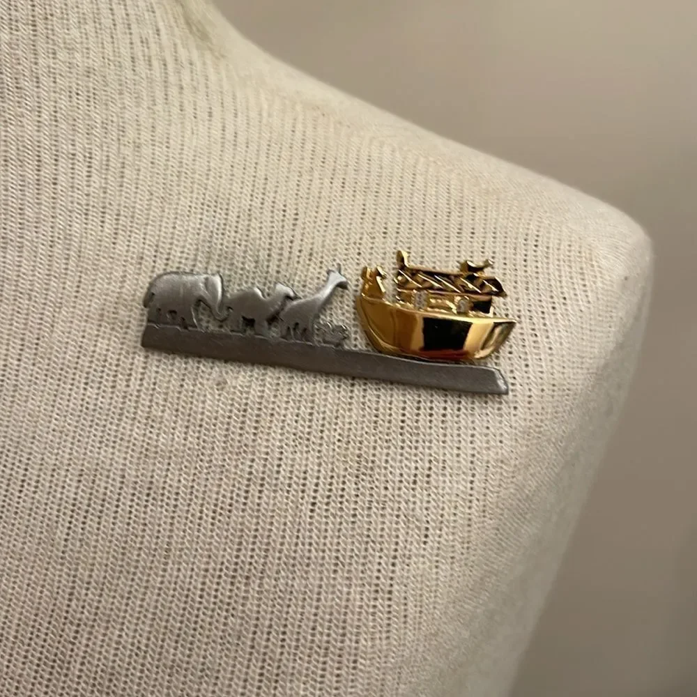 Vintage Ultra Craft Two-tone Noah’s Ark Pin